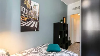 Room for rent in Vimodrone, Lombardia