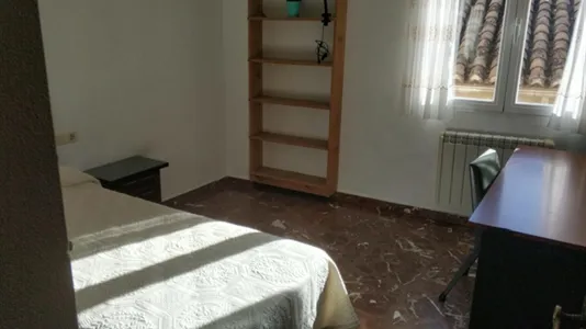 Rooms in Granada - photo 3