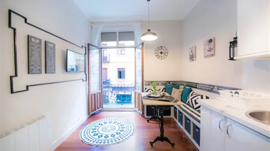 Rooms in Bilbao - photo 10