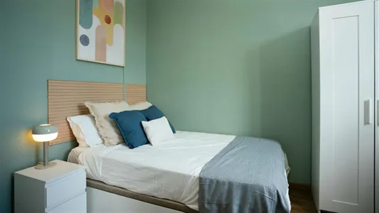 Rooms in Barcelona Gràcia - photo 1