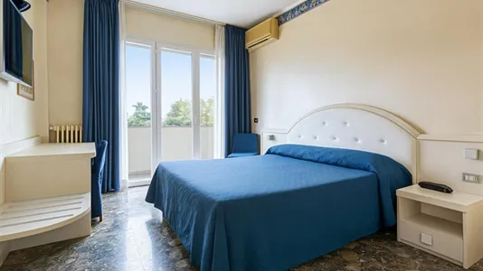 Rooms in Novara - photo 2