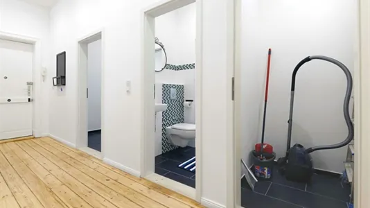 Rooms in Berlin Charlottenburg-Wilmersdorf - photo 5