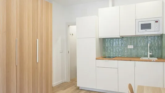 Apartments in Los Claveles - photo 8