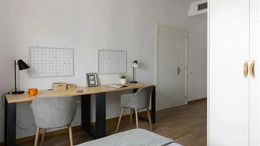 Rooms in Barcelona SarriĆ -St. Gervasi - photo 6