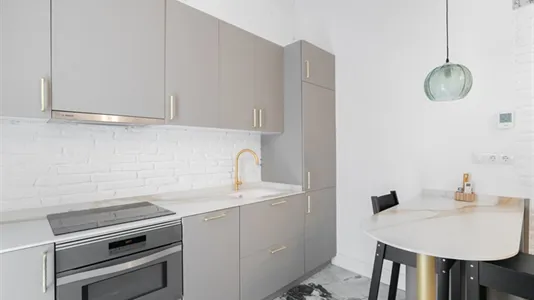 Apartments in L'Hospitalet de Llobregat - photo 9