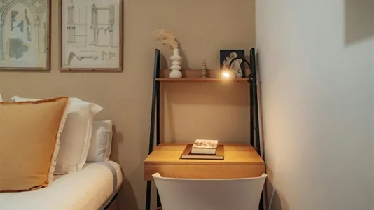 Rooms in Barcelona Eixample - photo 3