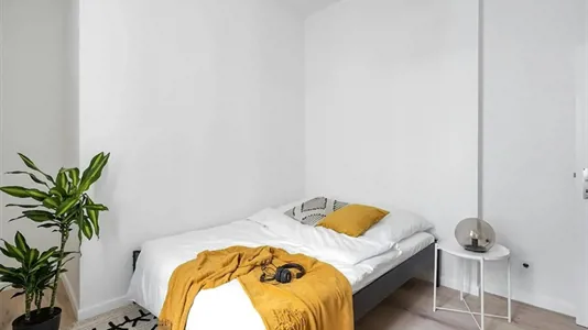 Rooms in Berlin Charlottenburg-Wilmersdorf - photo 3