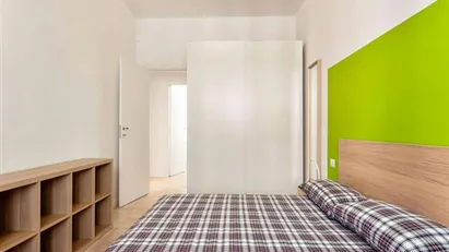 Room for rent in Milano Zona 6 - Barona, Lorenteggio, Milan
