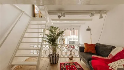 Apartment for rent in Amsterdam Centrum, Amsterdam