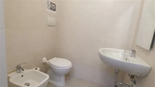 Rooms in Sassari - photo 8