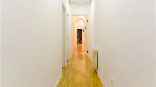 Rooms in Madrid Retiro - photo 6
