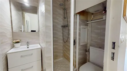 Apartments in Lyon - photo 9