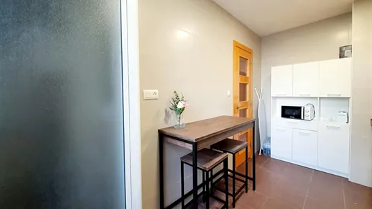 Apartments in Valencia Ciutat Vella - photo 8