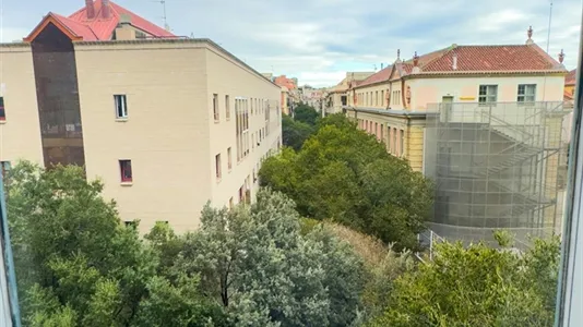 Rooms in Barcelona Ciutat Vella - photo 5