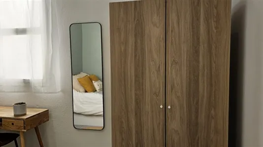 Rooms in Barcelona Eixample - photo 6