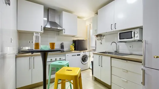 Rooms in Madrid Salamanca - photo 10