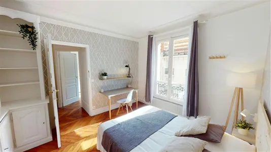 Rooms in Paris 15ème arrondissement - photo 2
