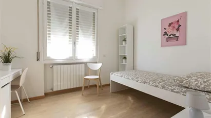Room for rent in Milano Zona 2 - Stazione Centrale, Gorla, Turro, Greco, Crescenzago, Milan