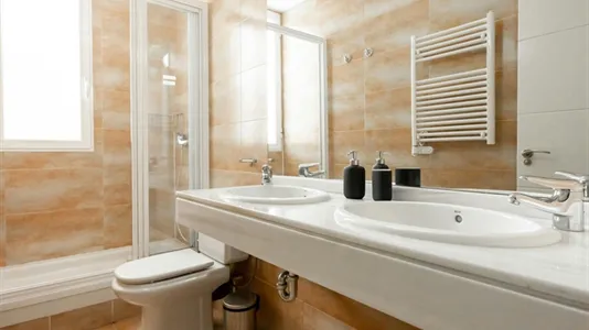 Rooms in Madrid Chamberí - photo 6