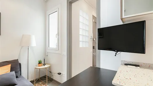 Apartments in Barcelona Sants-Montjuïc - photo 4