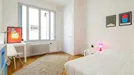 Room for rent, Lyon, Auvergne-Rhône-Alpes, &lt;span class=&quot;blurred street&quot; onclick=&quot;ProcessAdRequest(9312056)&quot;&gt;&lt;span class=&quot;hint&quot;&gt;See streetname&lt;/span&gt;[xxxxxxxxxxxxx]&lt;/span&gt;