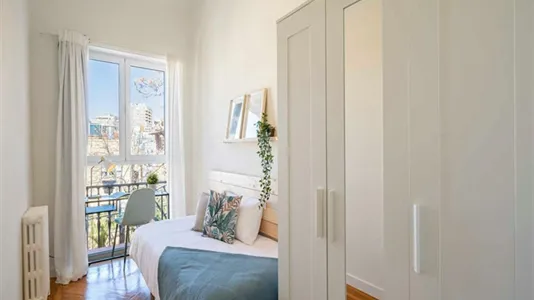 Rooms in Madrid Chamberí - photo 4