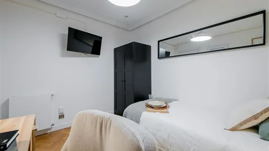 Rooms in Madrid Chamartín - photo 4