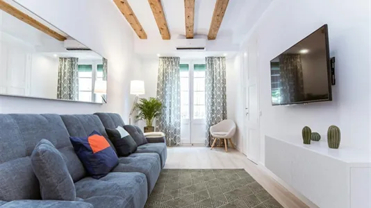 Rooms in Barcelona Ciutat Vella - photo 4