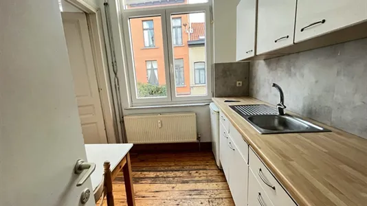 Houses in Brussels Etterbeek - photo 5