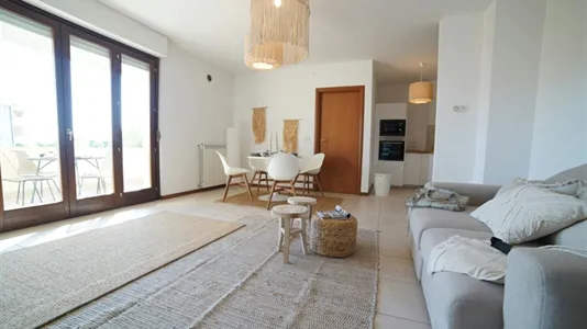Apartments in Pescara - photo 2