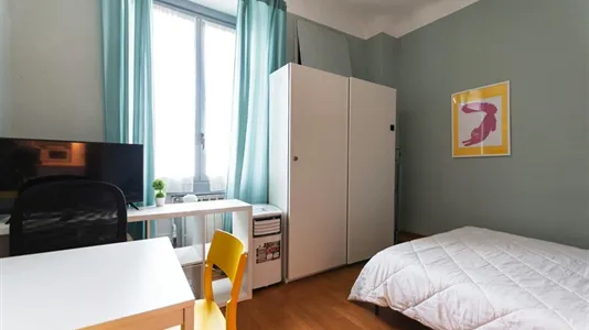 Apartments in Milano Zona 8 - Fiera, Gallaratese, Quarto Oggiaro - photo 5