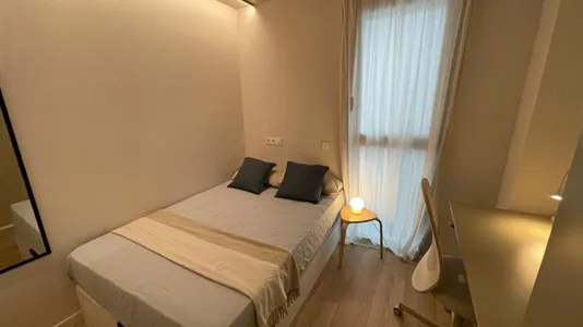 Rooms in L'Hospitalet de Llobregat - photo 4