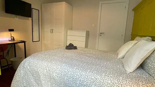 Rooms in Bilbao - photo 4