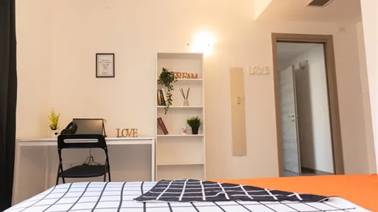 Rooms in Cagliari - photo 4