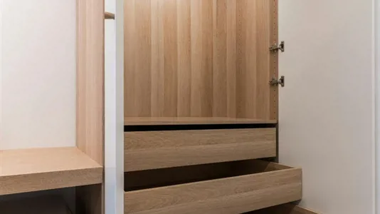 Rooms in Madrid Moncloa-Aravaca - photo 2