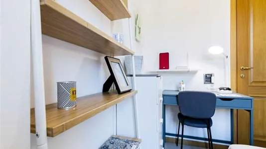 Rooms in Roma Municipio XII – Monte Verde - photo 1