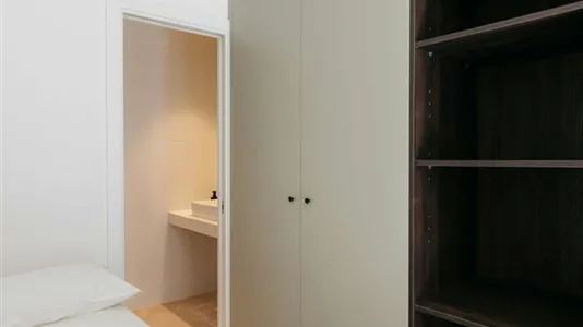 Rooms in Alfara del Patriarca - photo 7