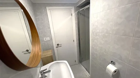 Rooms in Valencia L'Eixample - photo 8