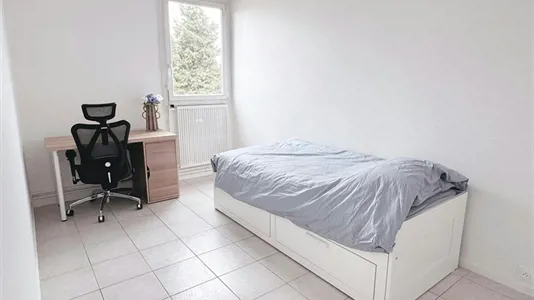 Rooms in Angoulême - photo 2