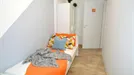 Room for rent, Modena, Emilia-Romagna, &lt;span class=&quot;blurred street&quot; onclick=&quot;ProcessAdRequest(13685782)&quot;&gt;&lt;span class=&quot;hint&quot;&gt;See streetname&lt;/span&gt;[xxxxxxxxxxxxx]&lt;/span&gt;