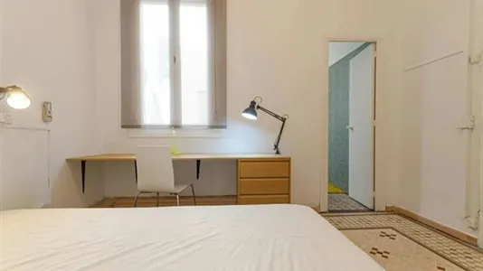 Rooms in Barcelona Eixample - photo 3