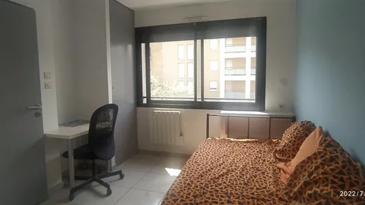 Apartments in Lyon - photo 2
