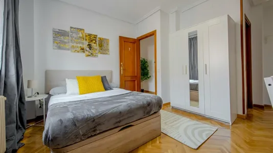 Rooms in Madrid Retiro - photo 6