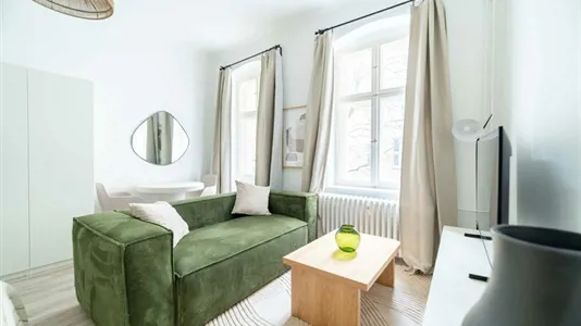 Apartments in Berlin Pankow - photo 1