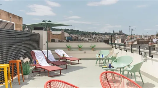 Rooms in Barcelona Ciutat Vella - photo 4