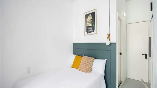 Rooms in Madrid Centro - photo 1