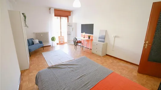 Rooms in Lecco - photo 4