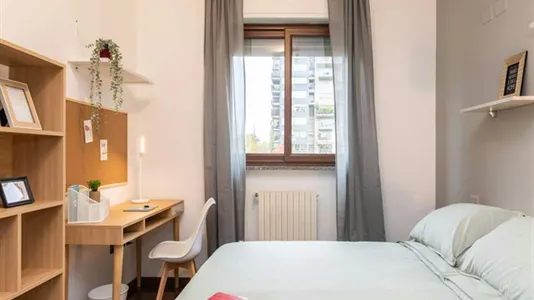 Rooms in Milano Zona 5 - Vigentino, Chiaravalle, Gratosoglio - photo 3