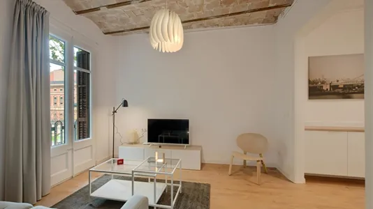 Rooms in Barcelona Eixample - photo 4
