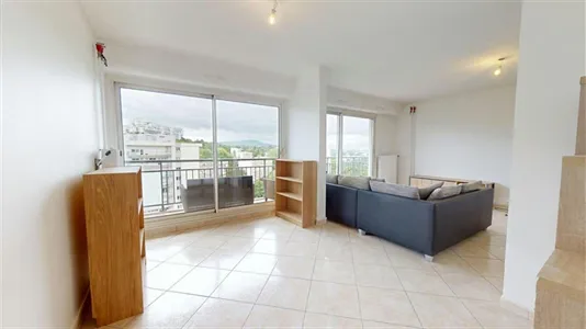 Apartments in Lyon - photo 3